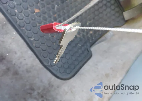 1997 Ford Explorer Eddie Bauer/Limited/Xl/Xlt from USA, damaged, VIN 1FMDU34E0VZC19259